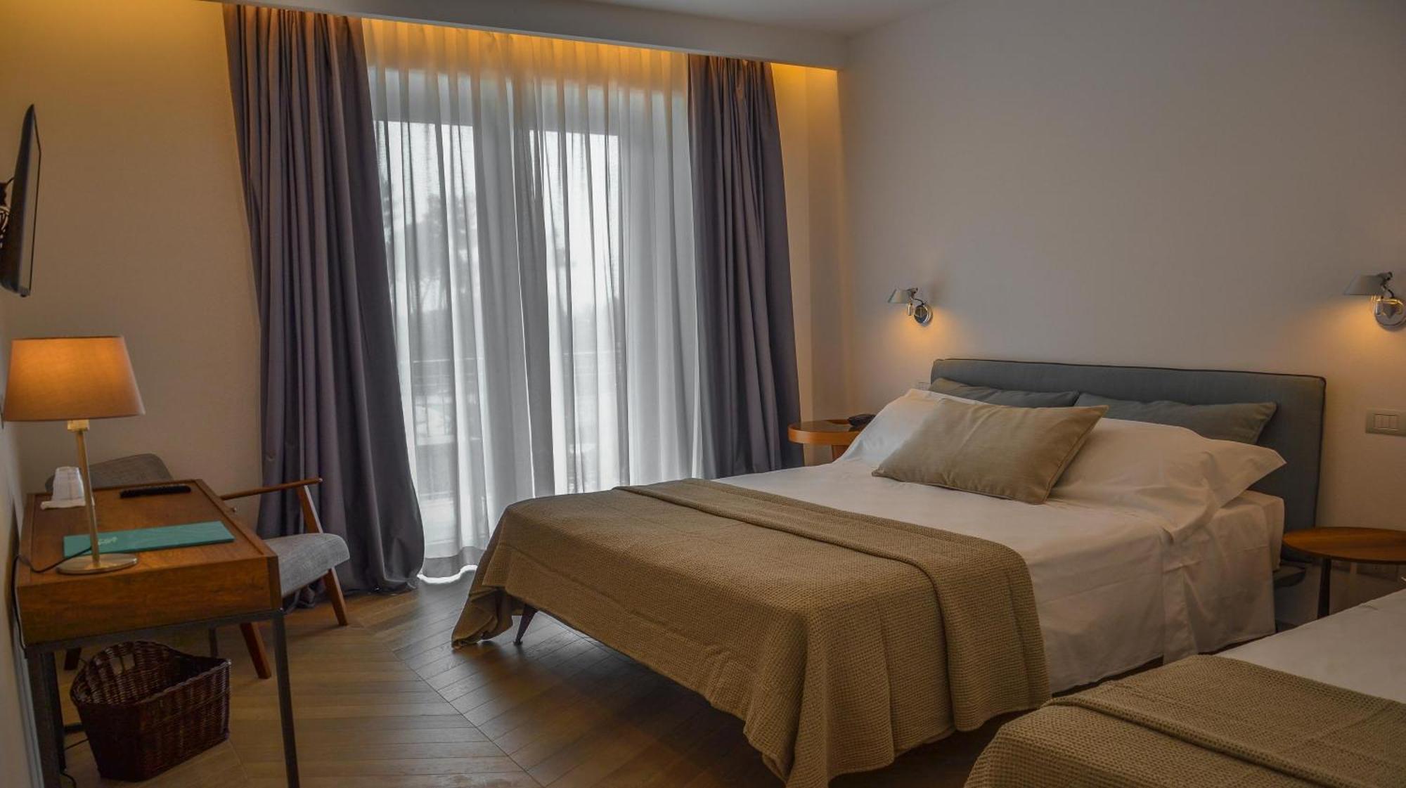 מרינה די מסה Hotel Villa Elsa מראה חיצוני תמונה