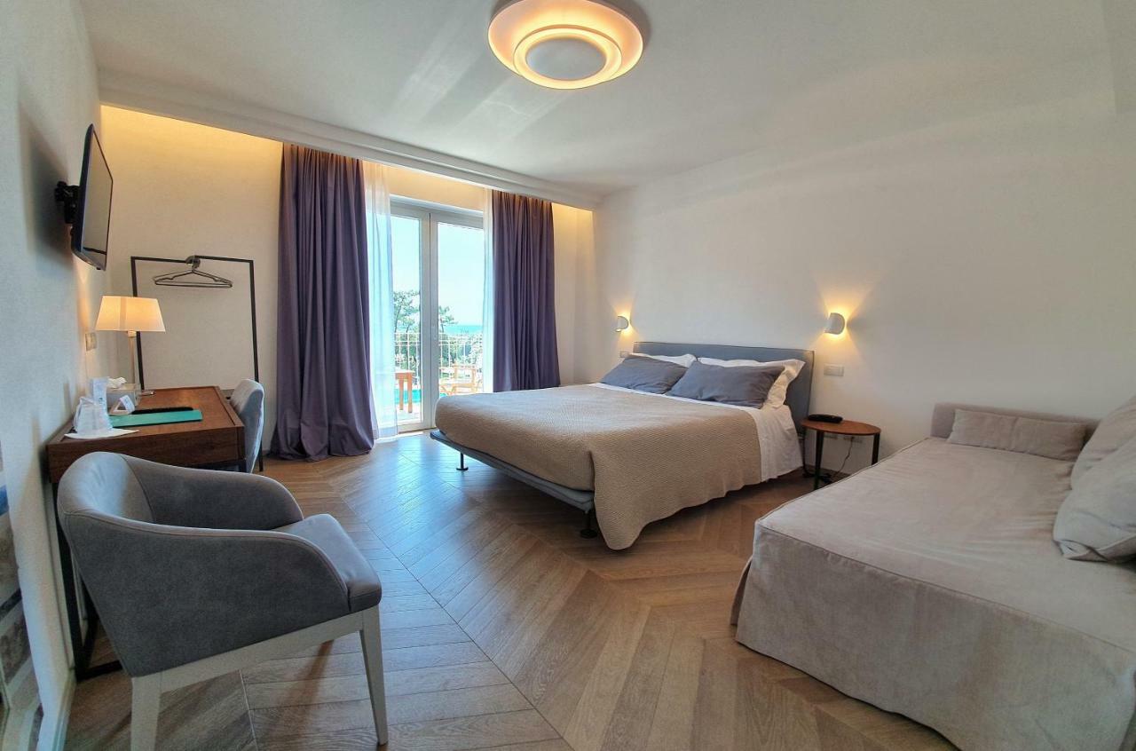 מרינה די מסה Hotel Villa Elsa מראה חיצוני תמונה